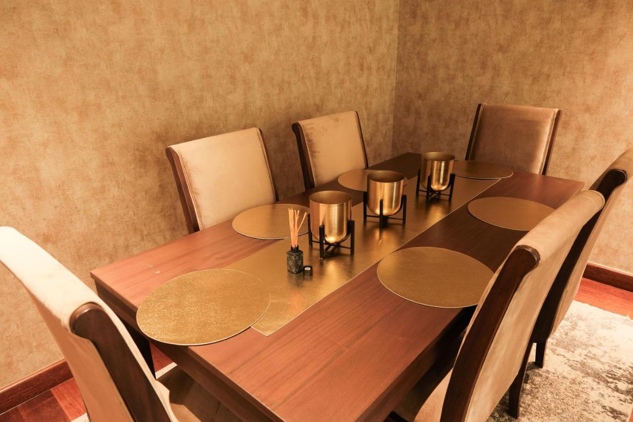 Brand New Water Front Luxury Cinnamon Suites Apartment In Heart Of Colombo City Luaran gambar